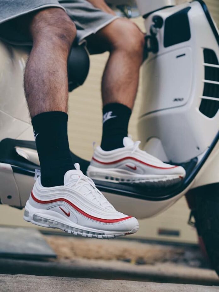 Top 10 shop giày thể thao uy tín tại TP.HCM