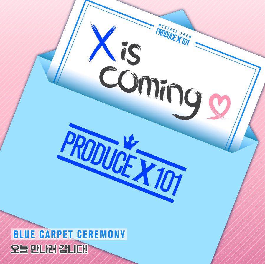 Các thực tập ra mắt công chúng lần đầu tiên thông qua Blue Carpet Ceremony (Ảnh: Mnet)