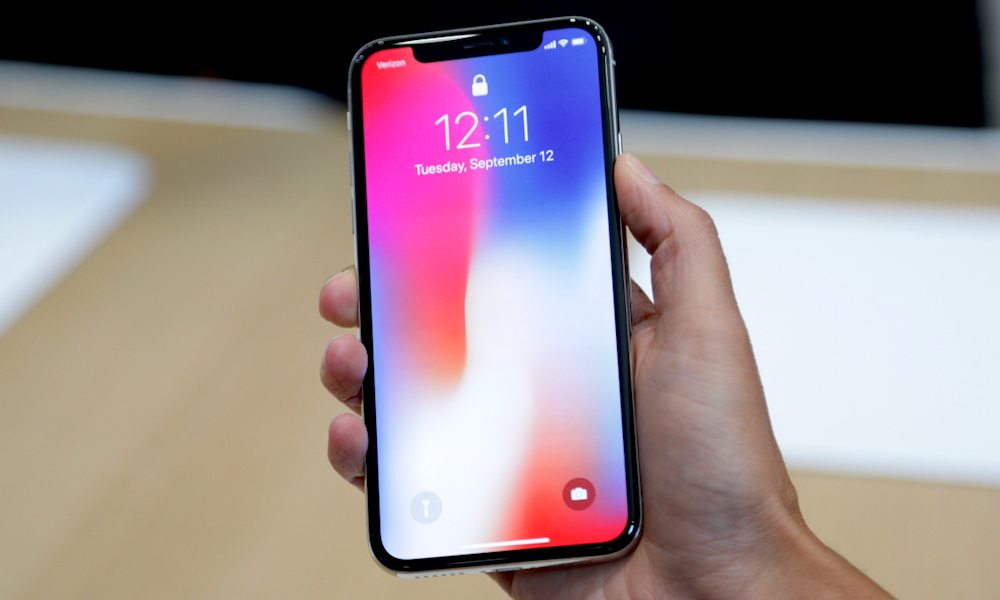 Màn hình tai thỏ được thiết kế trên iPhone X