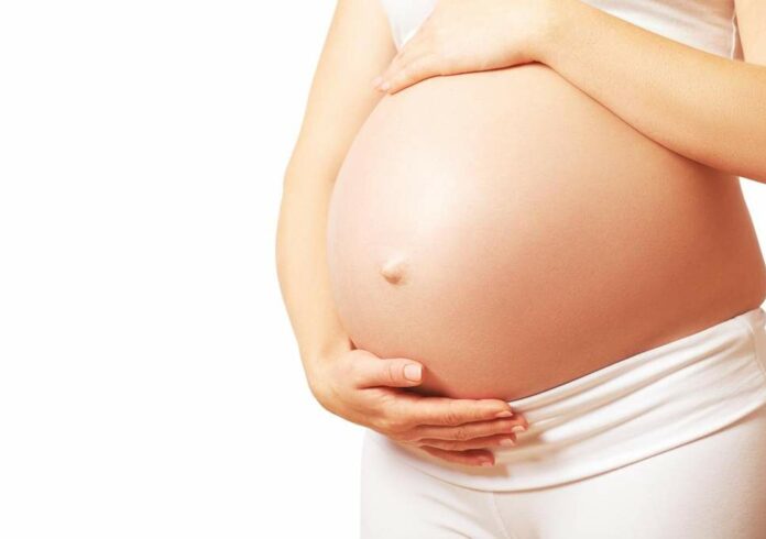 Phụ nữ mang thai không nên thực hiện chế độ ăn kiêng giảm cân GM