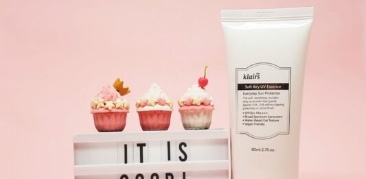 Kem chống nắng Klairs Soft Airy UV Essence SPF 50 PA ++++