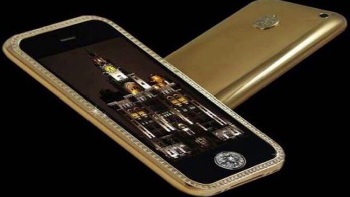 Chiếc điện thoại Supreme Goldstriker IPhone 3G đứng thứ 4 với giá 74.6 tỷ VNĐ