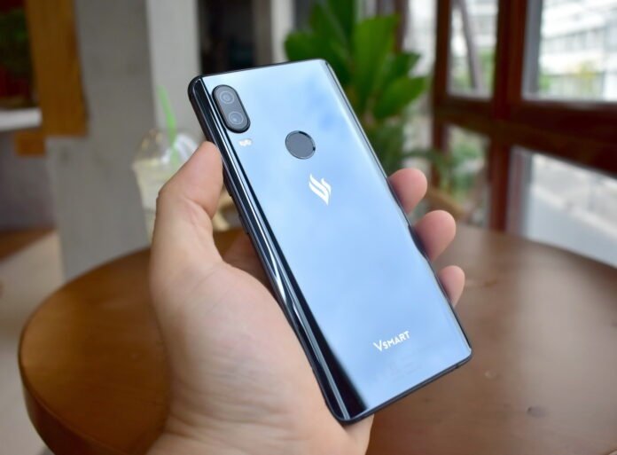 Snapdragon 660 mạnh mẽ trên Vsmart Active 1