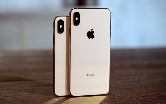 iPhone Xs Max sở hữu một kích thước cực khủng