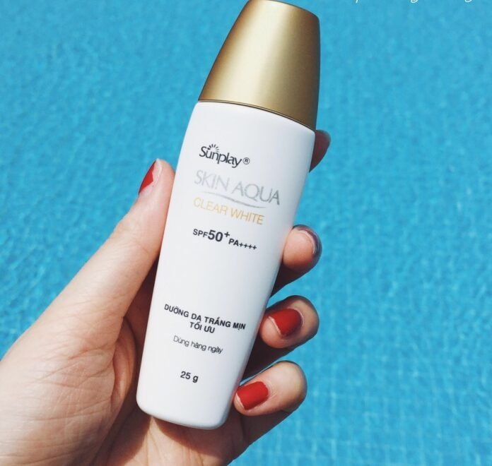 Sunplay Skin Aqua Clear White SPF50+ PA++++