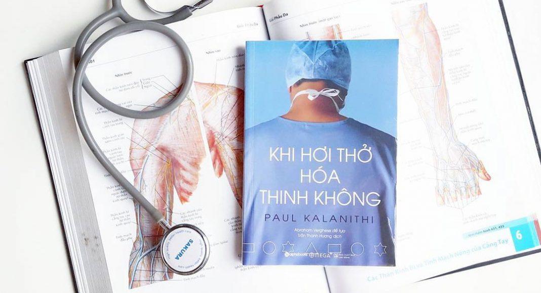 review sách hồi ký Khi Hơi Thở Hóa Thinh Không