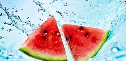 mẹo làm đẹp da với vỏ dưa hấu