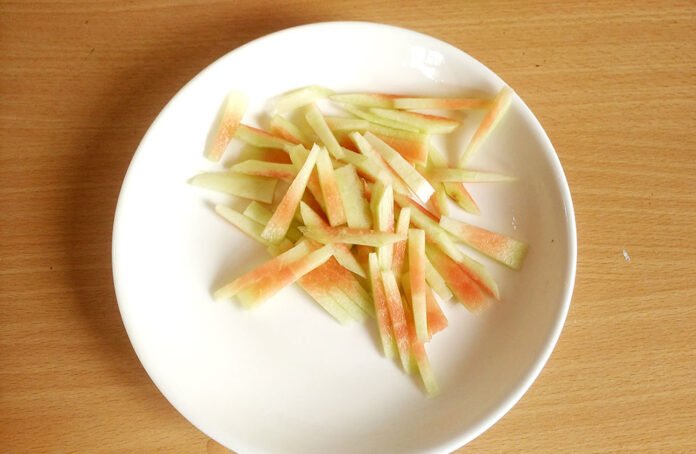 mẹo làm đẹp da với vỏ dưa hấu