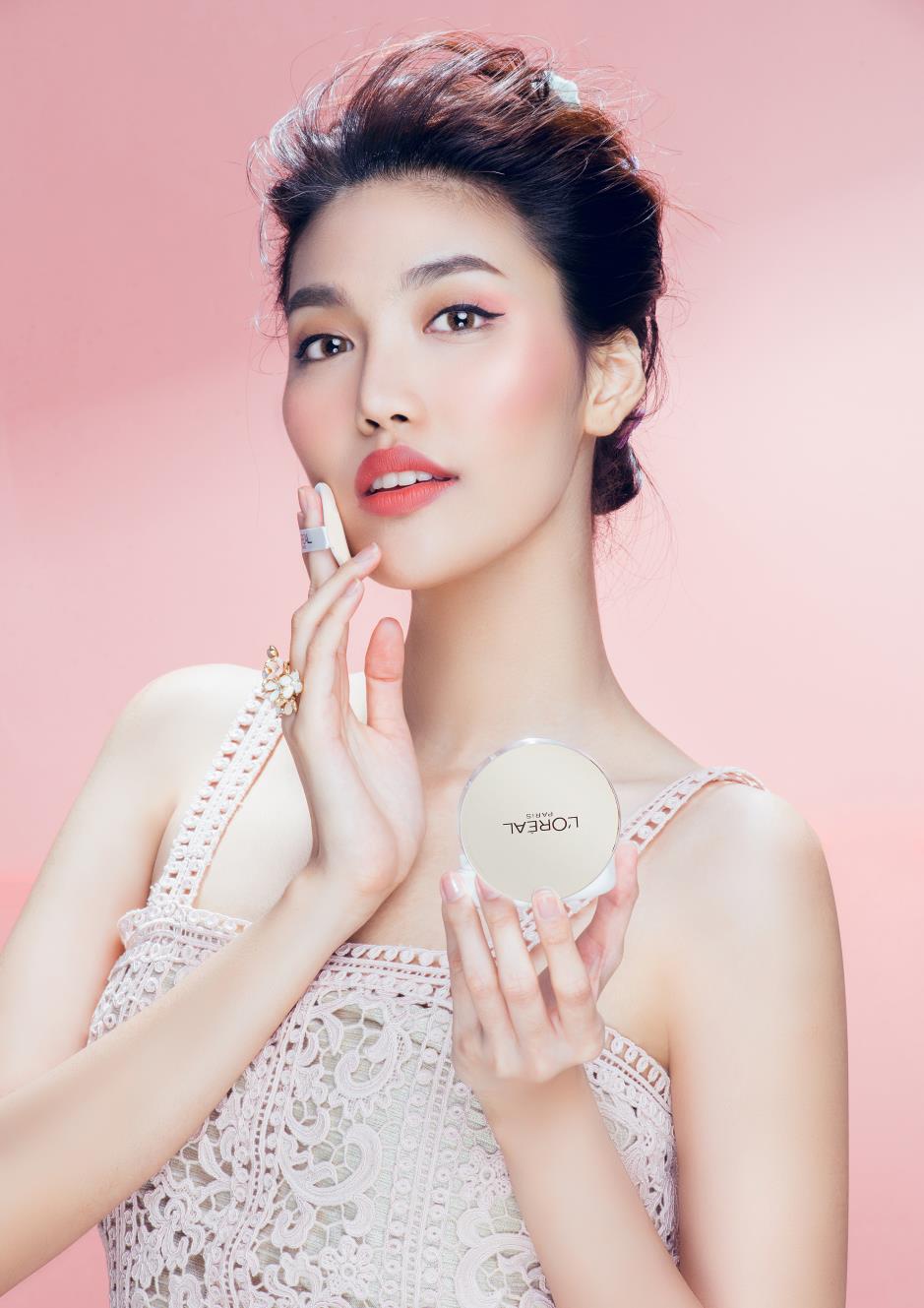 L'Oréal Paris True Match Silky Cushion che phủ các khuyết điểm trên khuôn mặt một cách hoàn hảo (ảnh: internet).