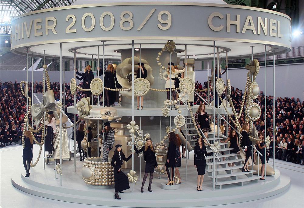 Thời trang Chanel đã trở thành một trong số các thương hiệu có tầm ảnh hưởng nhất trên trường quốc tế (ảnh: internet).