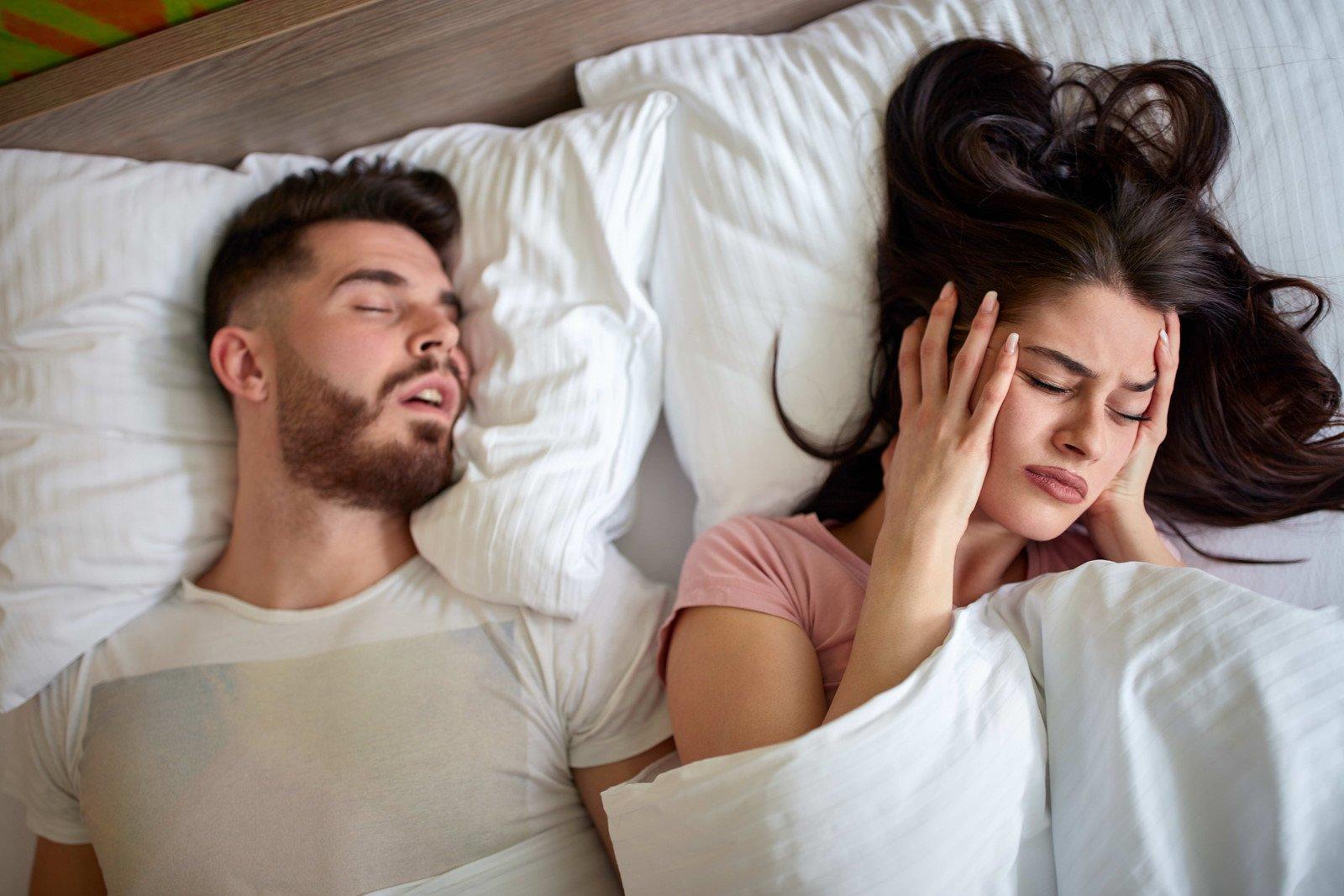Những mẹo hay chữa ngủ ngáy đơn giản mà hiệu quả