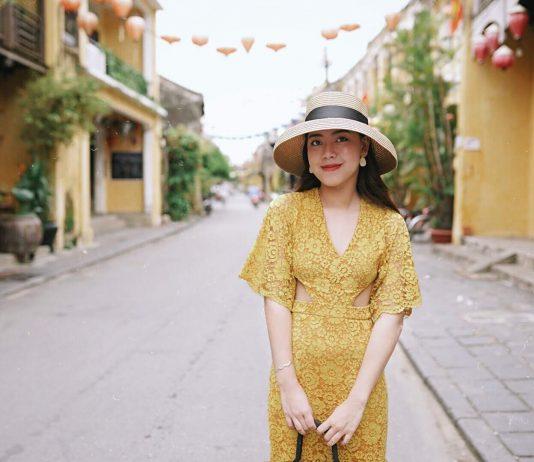 Phố cổ buổi sáng sớm