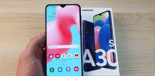Cảm nhận Samsung Galaxy A30s: Có xứng đáng để thay thế Galaxy A30? Màn hình là một điểm trừ khá lớn của Samsung Galaxy A30s. Ảnh: internet
