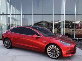 Bởi vì là xe điện nên Tesla Model 3 sẽ có cả 2 cốp trước sau. Ảnh: internet