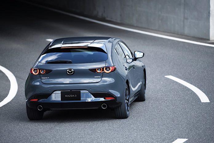 Phần đuôi xe của Mazda 3 2020 cũng được làm cực kì đẹp. Ảnh: internet