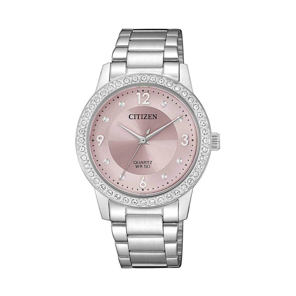 Citizen EI3090-81X là sự kết hợp chất liệu dây thép cao cấp và mặt đồng hồ màu hồng nhẹ nhàng, nữ tính. (Nguồn: Internet).