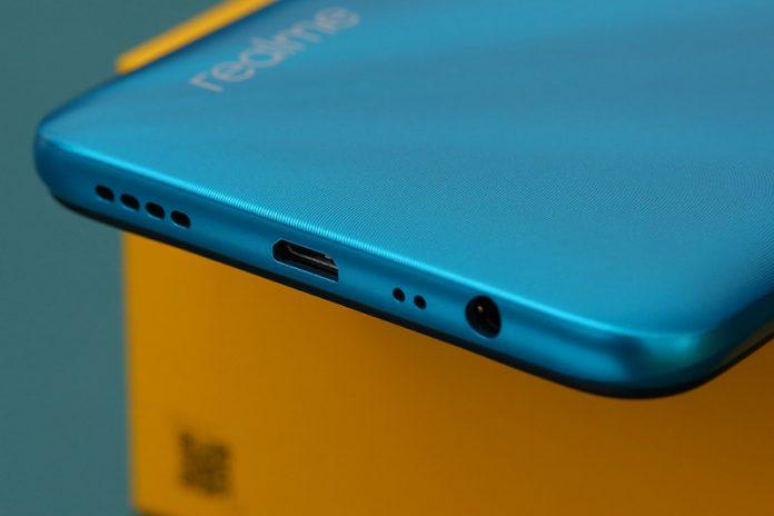 Máy có một viên pin khá trâu. Ảnh: internet