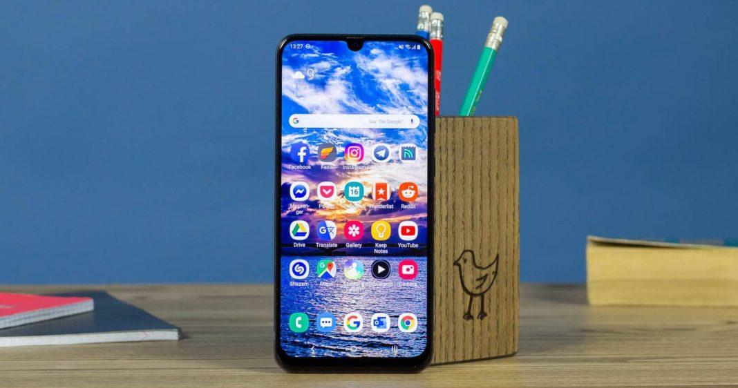 Mẫu điện thoại Samsung Galaxy A50s. Ảnh: internet