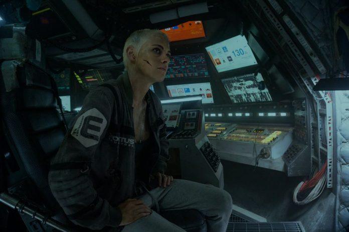 underwater-canh-trong-phim-2