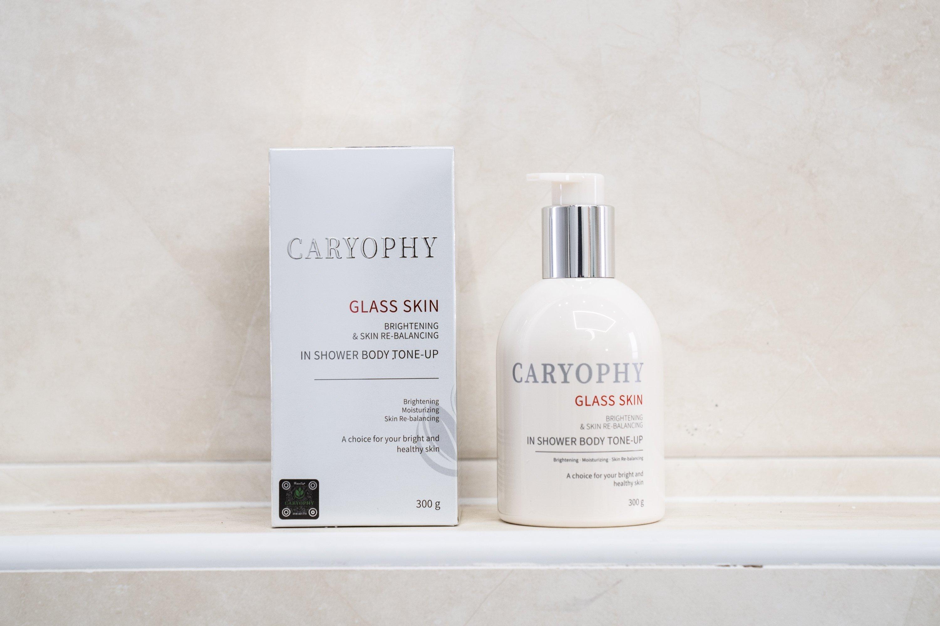 Review kem dưỡng trắng da Caryophy Glass Skin In Shower Body Tone Up: cho  làn da căng bóng vạn người mê - BlogAnChoi
