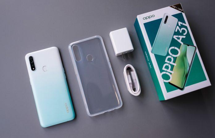 Có gì phía trong hộp điện thoại Oppo A31