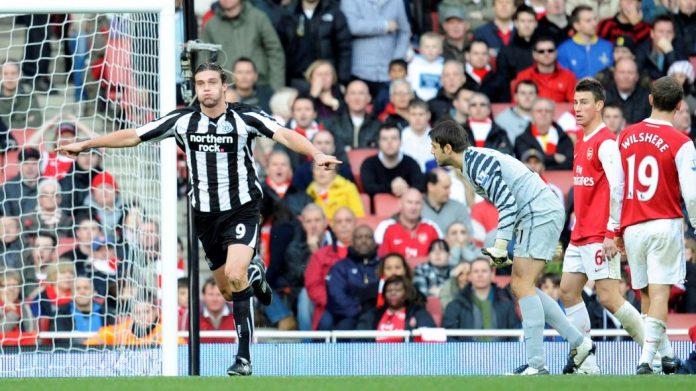 Hàng thủ non nớt của Arsenal Hàng thủ non nớt của Arsenal