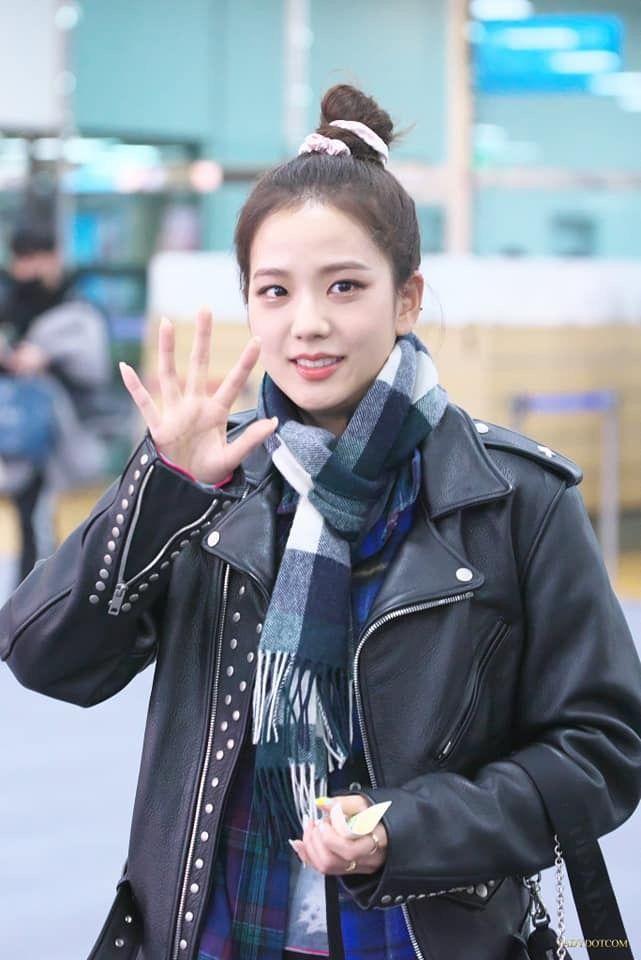 jisoo jacket