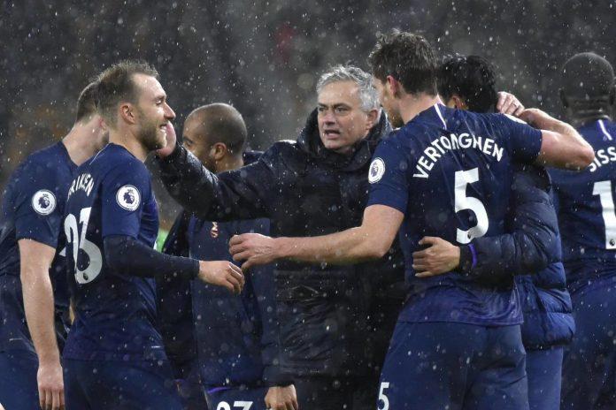 Mourinho đang trong giai đoạn khó khăn cùng Tottenham Hotspur