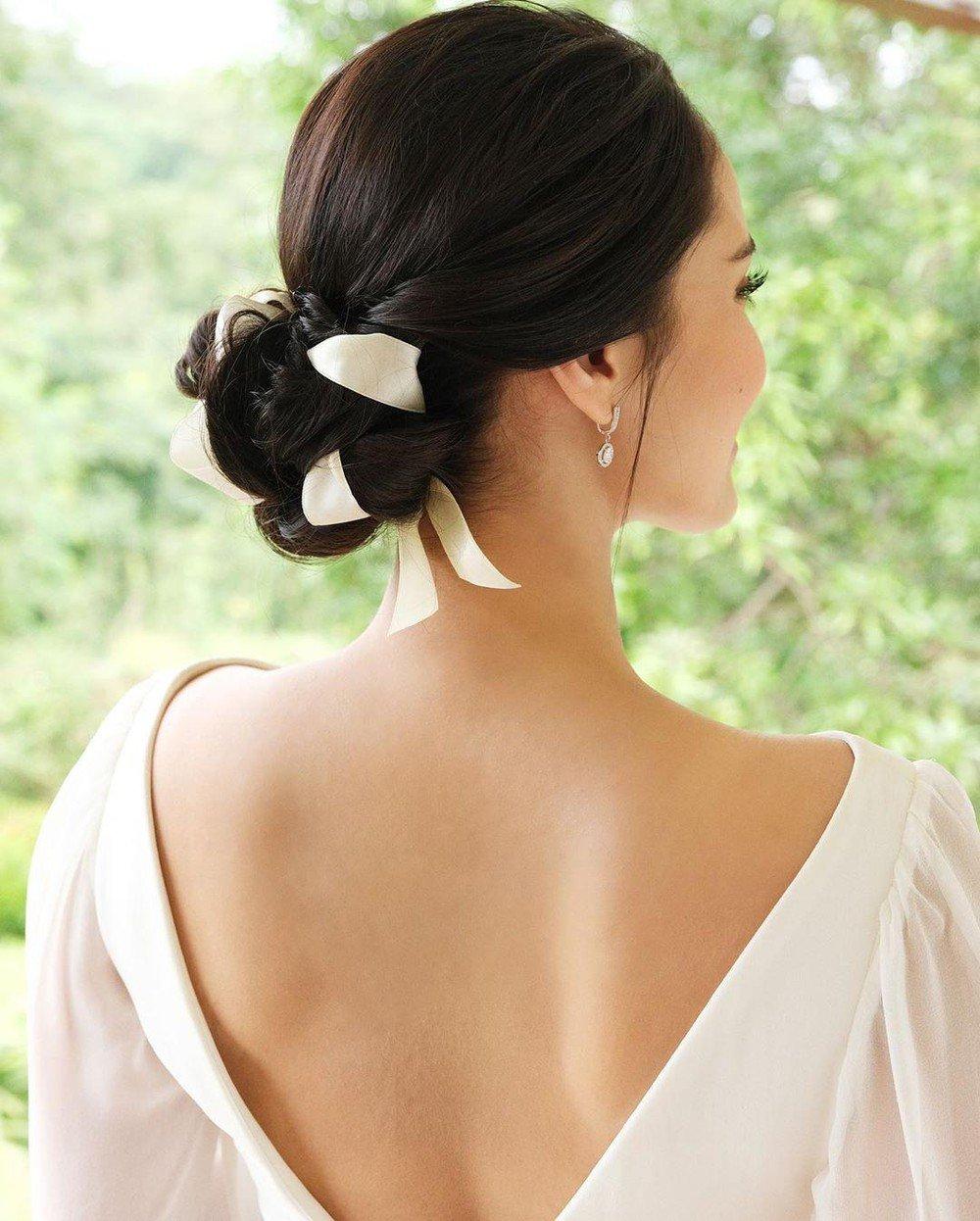 10 kiểu tóc cô dâu cổ điển đẹp mãi với thời gian | VTV.VN
