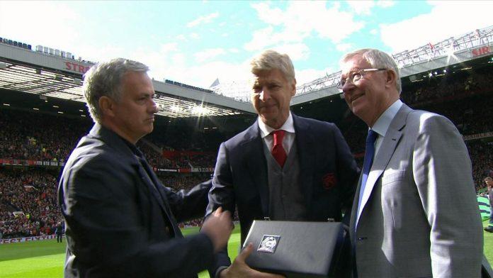 2 HLV của Manchester United và Arsenal tại buổi lễ chia tay Giáo sư, có cả Jose Mourinho