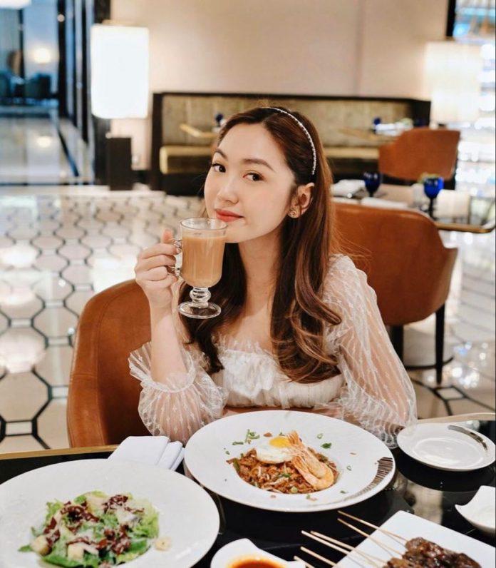 Beauty Blogger Chloe Nguyễn nền nã và thanh lịch (Nguồn: Internet)