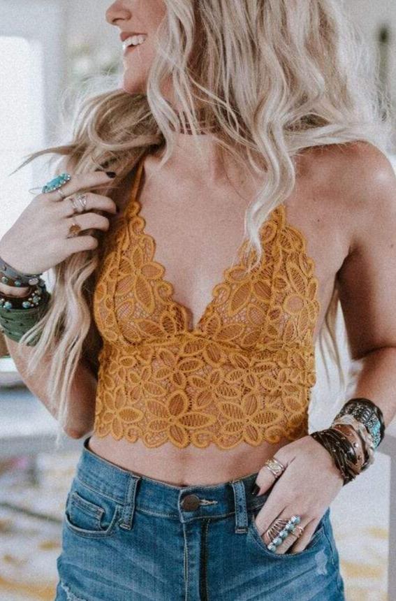7 cách phối đồ với bralette để có những bức ảnh đi biển xịn sò nhất áo bralette áo crop top áo khoác áo khoác da áo ren áo tank top áo thun bãi biển bralette bralettes cách giặt bralette cách phối đồ cách phối đồ với bralette chân váy chân váy maxi công thức item thời trang mùa hè phối đồ quần jean quần jean ngắn thời trang váy maxi