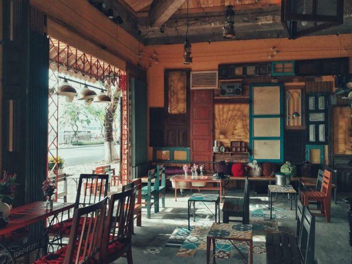 Không gian cửa hàng Cafe1975 Đà Nẵng