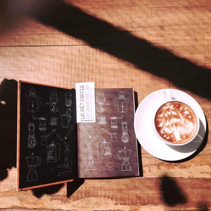 Cà phê là thức uống đặc trưng tại Là việt cafe (Nguồn: Internet)
