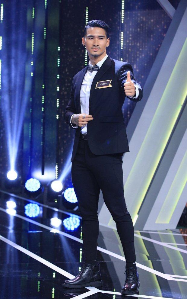 Điều bất ngờ là Johnny - anh trai của Tommy đã từng tuyên bố mình là biseual ở mùa 2 Người Ấy Là Ai. (Ảnh: Internet)
