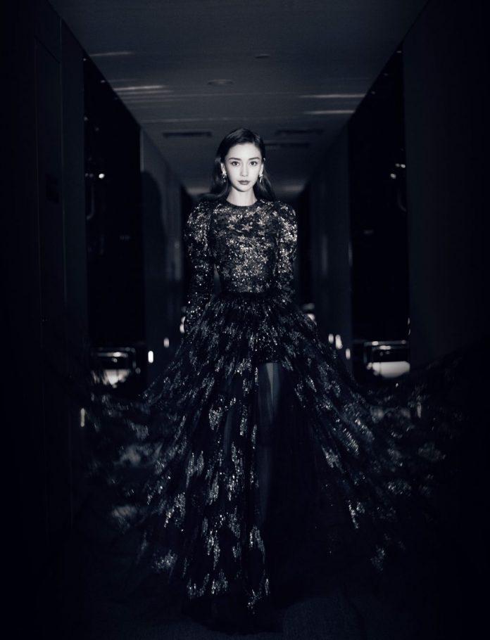 Bộ cánh Haute Couture hoàn hảo đến từng chi tiết càng toả sáng hơn cùng nhan sắc quý phải của Angelababy (Nguồn: Internet)