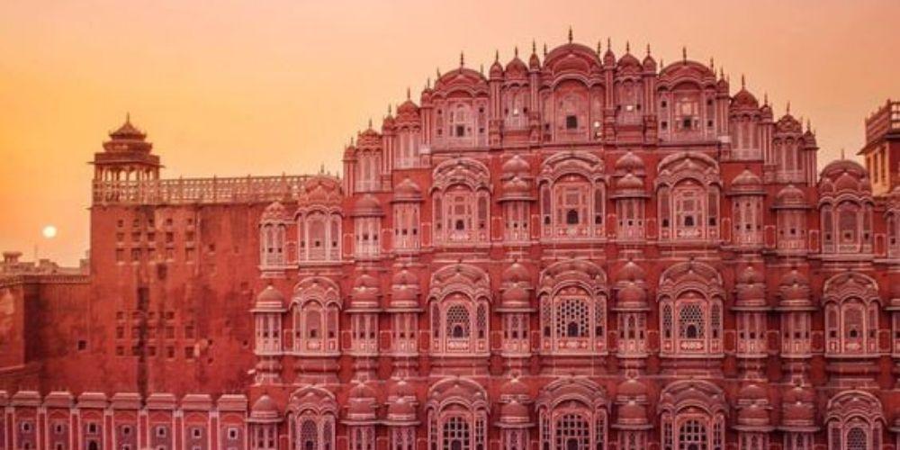 Du lịch Ấn Độ: “Cung điện gió” Hawa Mahal thơ mộng sắc hồng