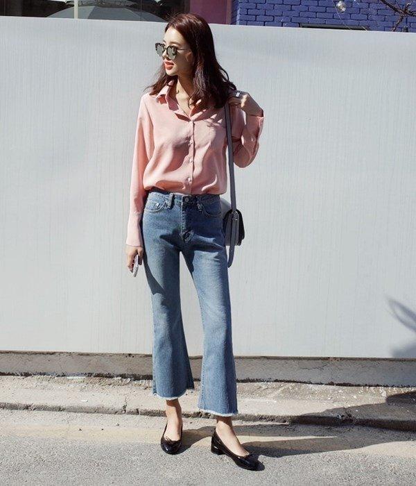 Áo sơ-mi sơ vin cùng jeans giúp bạn trông lịch sự và chuyên nghiệp hơn hẳn Áo sơ-mi sơ vin cùng jeans giúp bạn trông lịch sự và chuyên nghiệp hơn hẳn