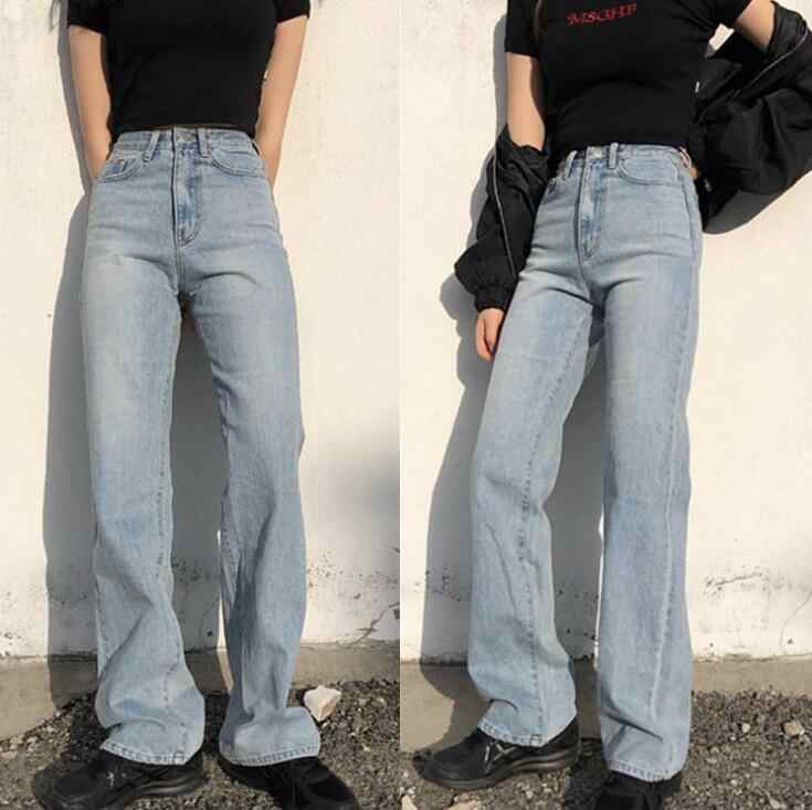 Kiểu quần mom jeans phóng khoáng, cổ điển mà trẻ trung