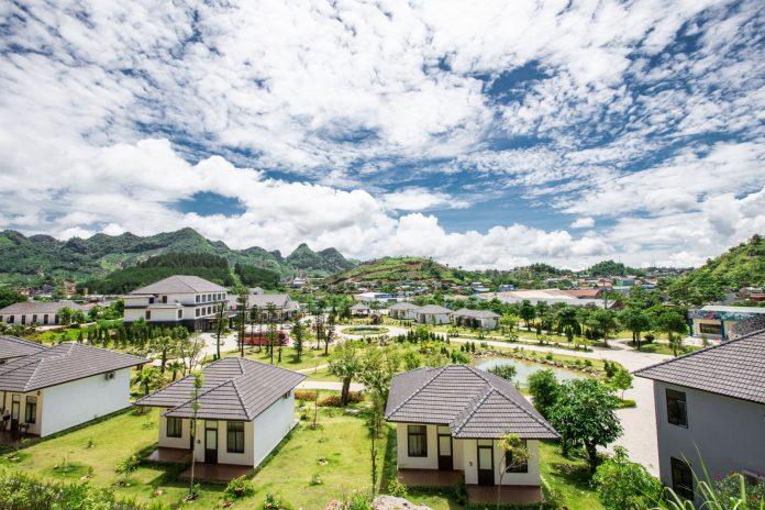 Thảo Nguyên Resort giống như một khu đô thị thu nhỏ giữa lòng Mộc Châu (Nguồn: Internet).