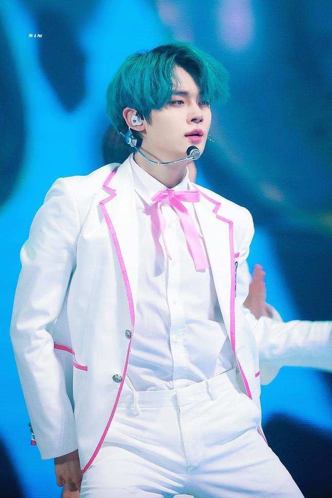 Và thần thái của Yeonjun cũng rất lạnh lùng, quý tộc không kém (Ảnh: Internet)