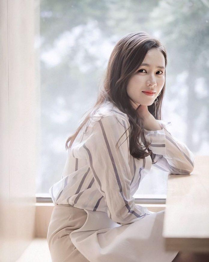 Nữ diễn viên Son Ye Jin (Ảnh: Instagram)