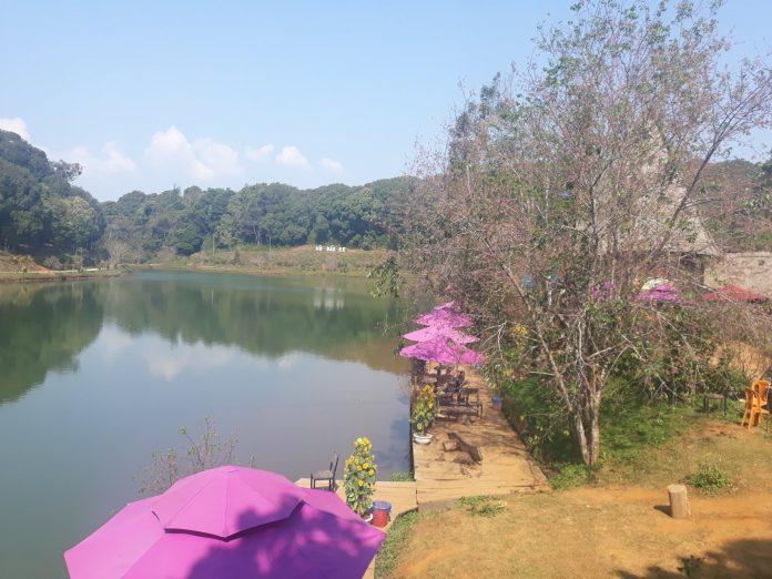 Khu tham quan bên hồ Đắk Ke (Nguồn: Internet)