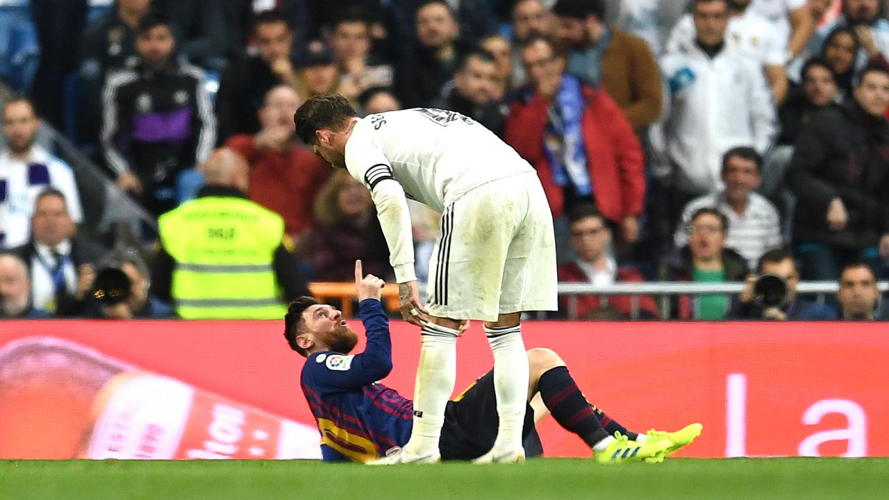 Sergio Ramos và Messi luôn khó chịu với nhau trên sân bóng. Ảnh: Internet