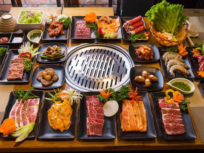 Thịt ở Taka BBQ đặc sắc với sốt ướp vừa miệng (Nguồn: Facebook Taka BBQ)