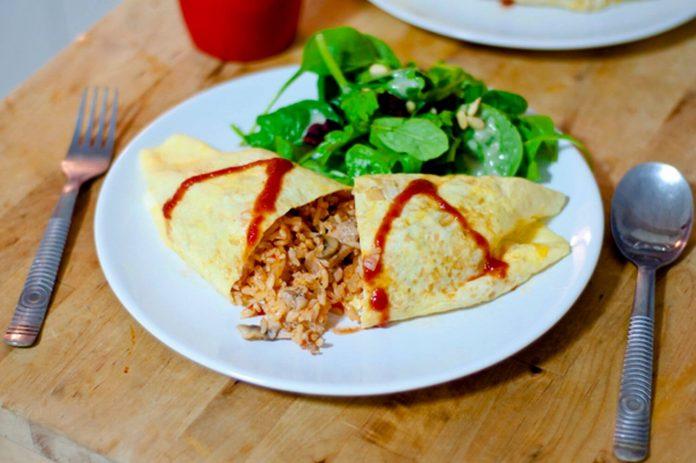 Cơm chiên trứng Omurice Nhật Bản. (Nguồn: Internet)