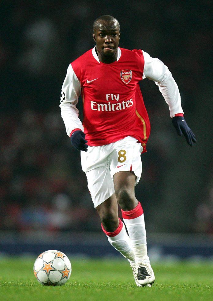 Lassana Diarra trong màu áo Arsenal. Ảnh: Internet