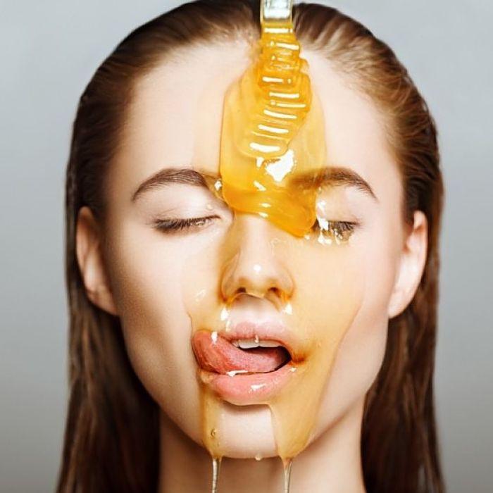 Sửa rữa mặt được làm bằng mật ong là một lựa chọn thú vị. (Nguồn: Internet).