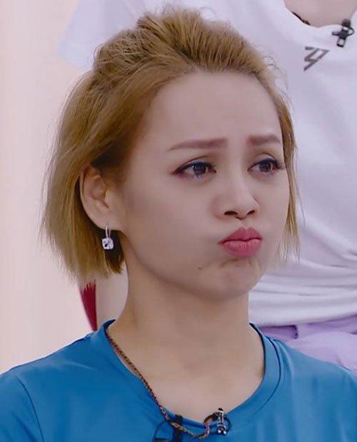 Tịnh bảo bối dỗi rồi. (Ảnh: Internet)