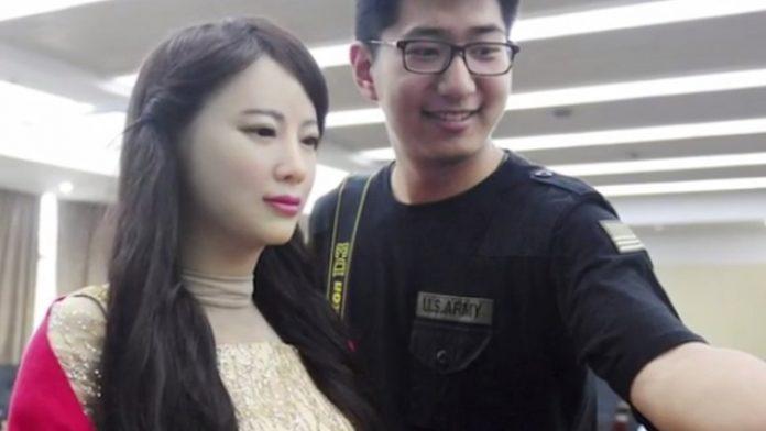 Robot hình người (Nguôn2: Internet)